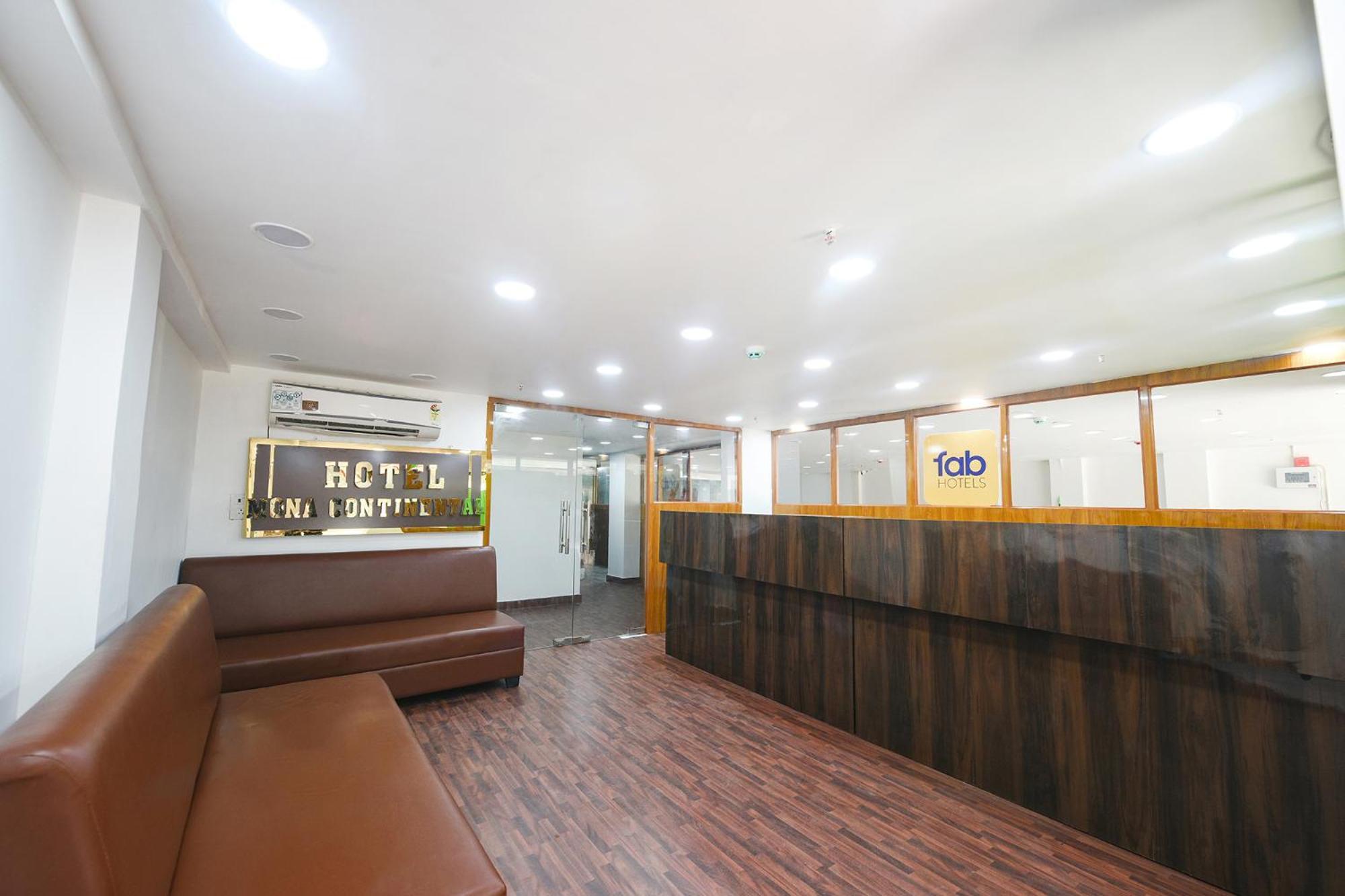 Fabhotel Mona Continental - Nr Laxmi Nagar It Hub Nuova Delhi Esterno foto