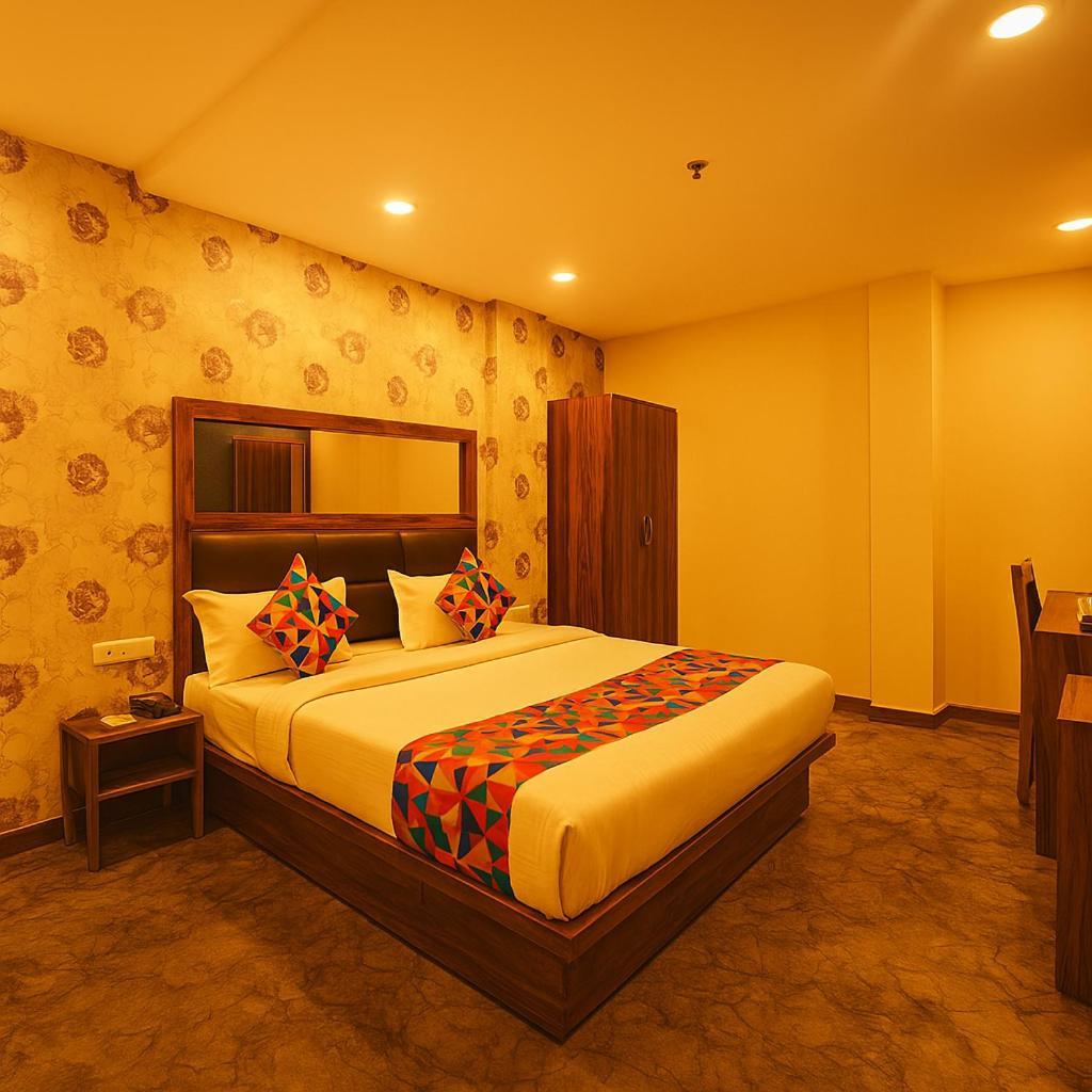 Fabhotel Mona Continental - Nr Laxmi Nagar It Hub Nuova Delhi Esterno foto